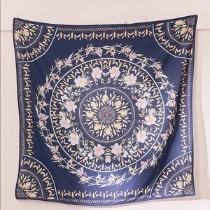 Urbanoutfitters Sketched Floral Medallion Tapestry